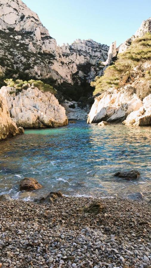 Le Sept Charmant Studio Aux Portes Des Calanques Cassis Luaran gambar