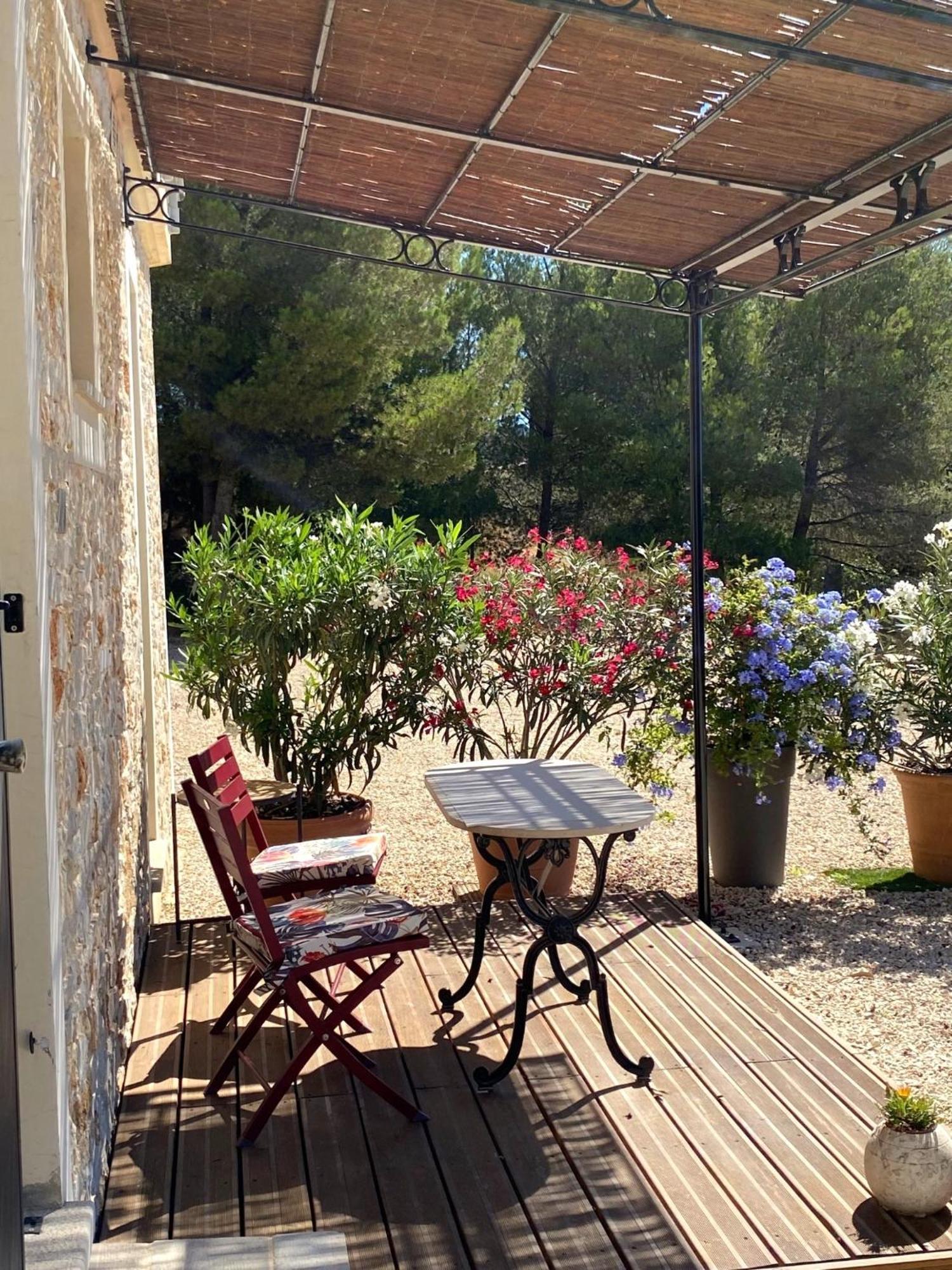 Le Sept Charmant Studio Aux Portes Des Calanques Cassis Luaran gambar